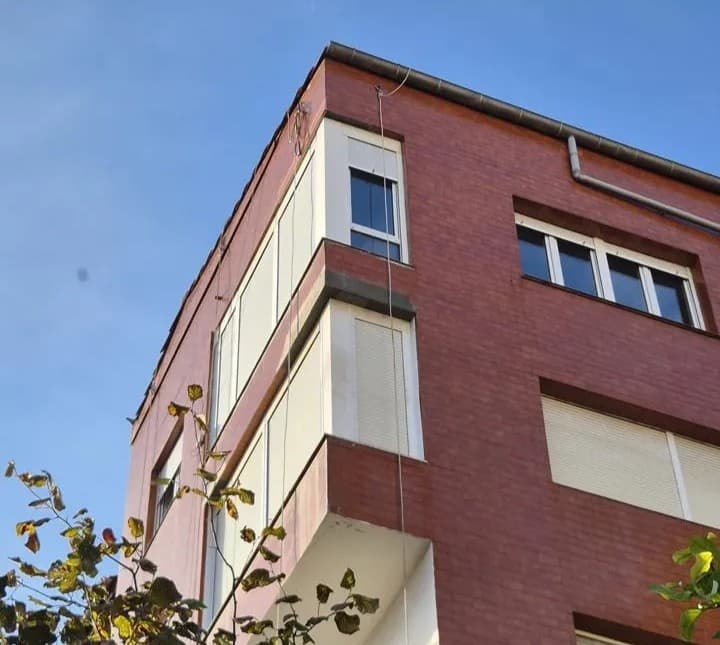 Vista panorámica de fachada rehabilitada